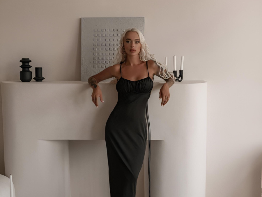 фото модели виртуального секса и порно чата Lollabanny 5