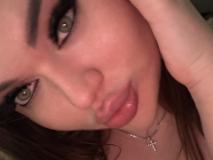 фото модели виртуального секса и порно чата Kessi 4