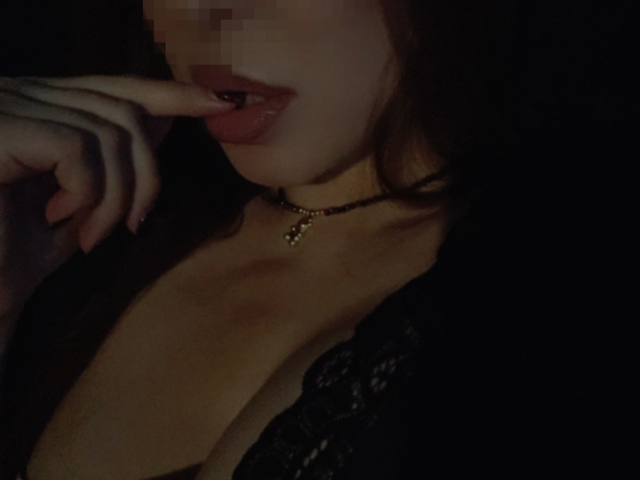 фото модели виртуального секса и порно чата Мила сладкая попочка 6