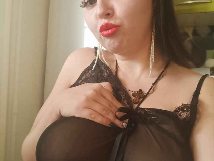 cybersex and porn chat model photo Big-boobed and BIG-assed beauty! 1