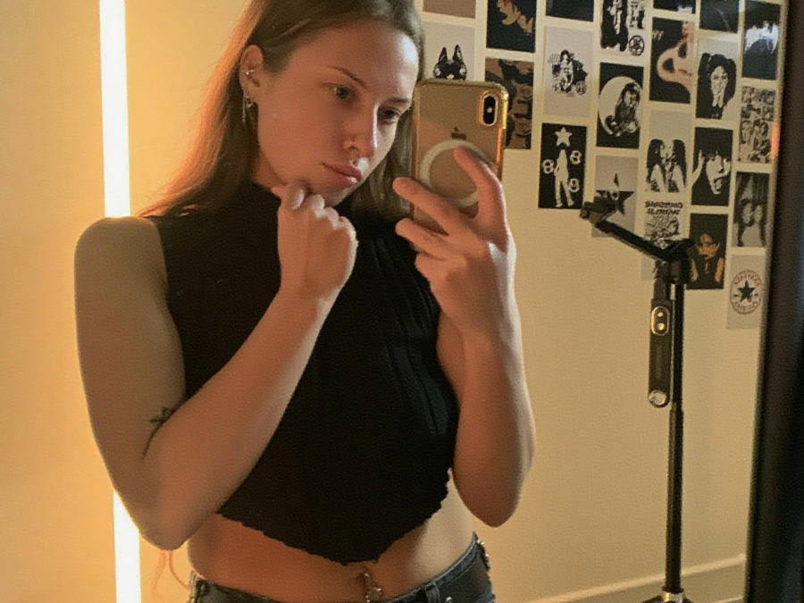 фото модели виртуального секса и порно чата Милана 6