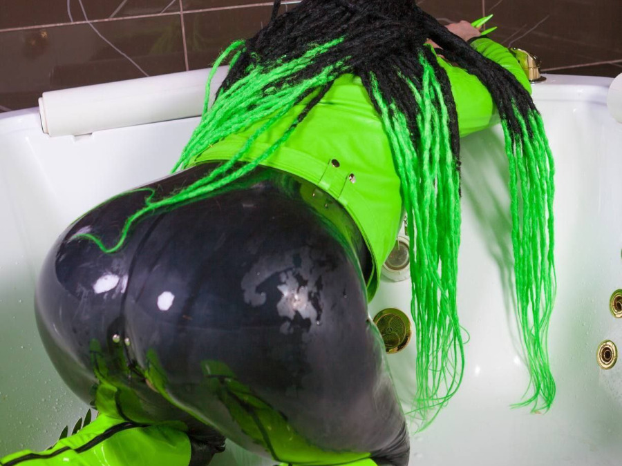 фото модели виртуального секса и порно чата Agniya666 6