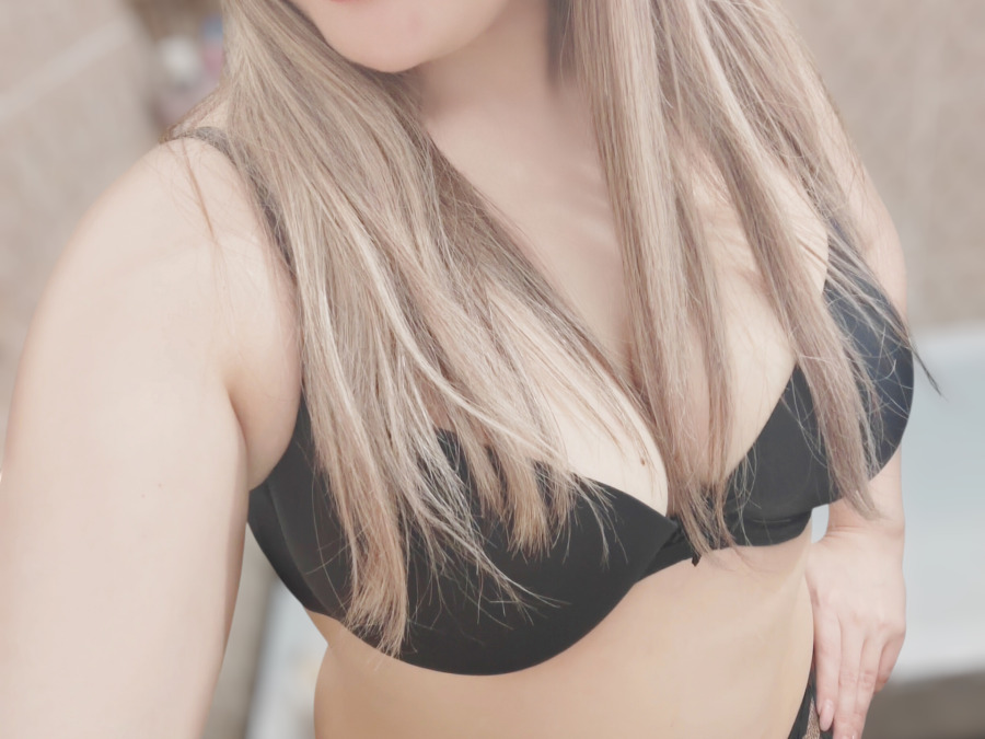 фото модели виртуального секса и порно чата Карина 2