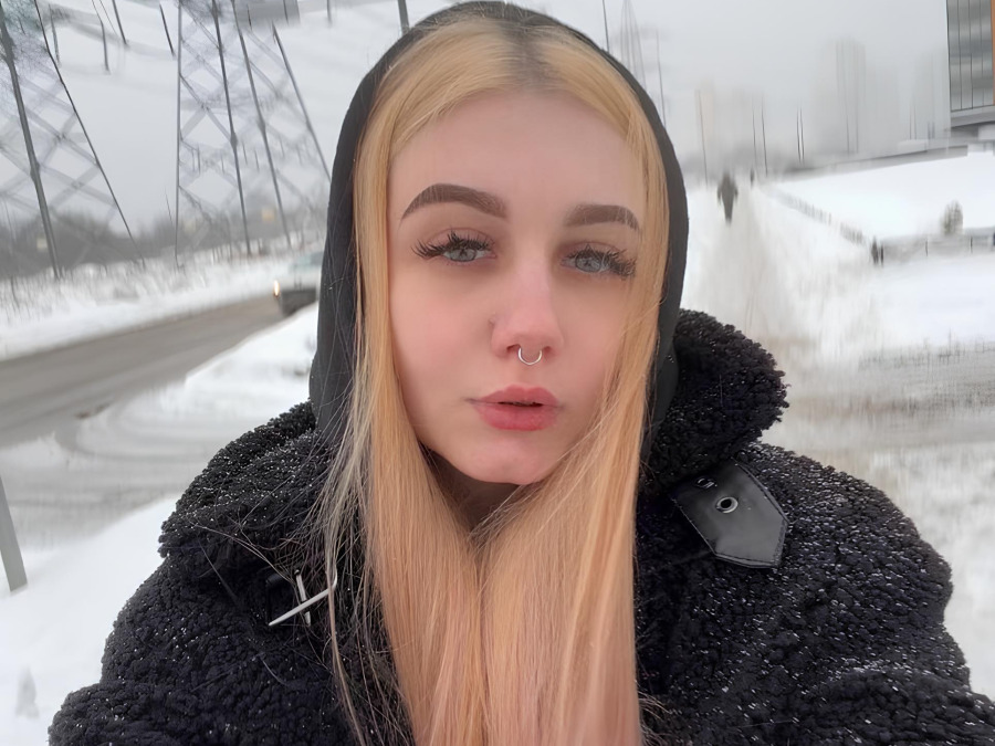 sexting and porn chat model photo Denna 4