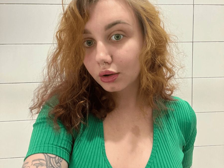 sexting and porn chat model photo Denna 6