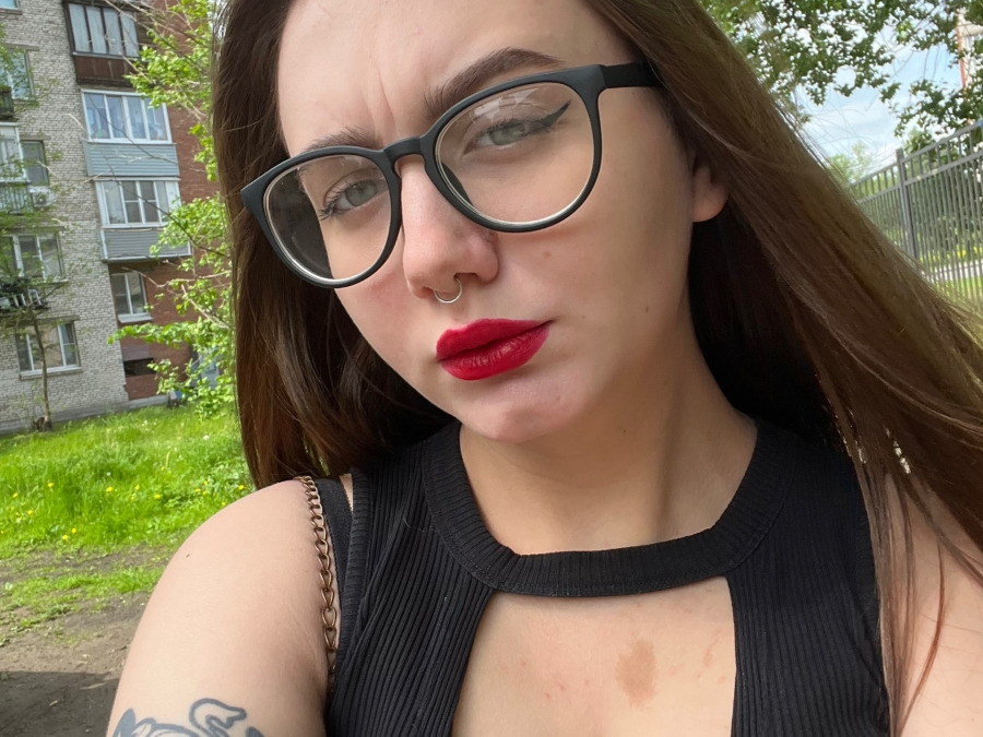 sexting and porn chat model photo Denna 7