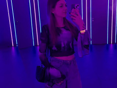 sexting and porn chat model photo Laylla 2