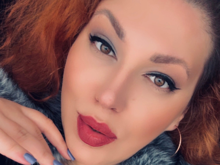 sexting and porn chat model photo Margot 1