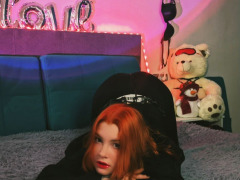 kyberseksi- ja pornochat-mallin kuva Christy 2