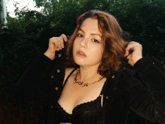 kyberseksi- ja pornochat-mallin kuva Christy 4