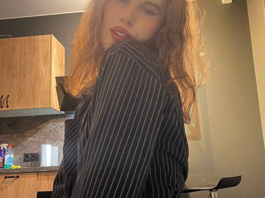 фото модели виртуального секса и порно чата Surprise Girl 7