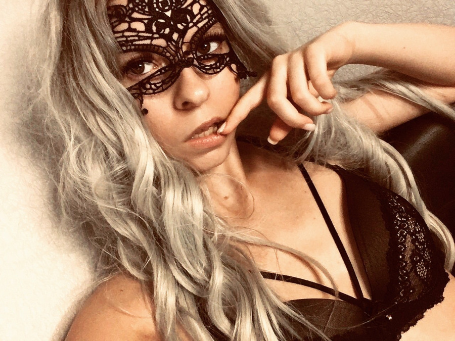 фото модели виртуального секса и порно чата Anni 1