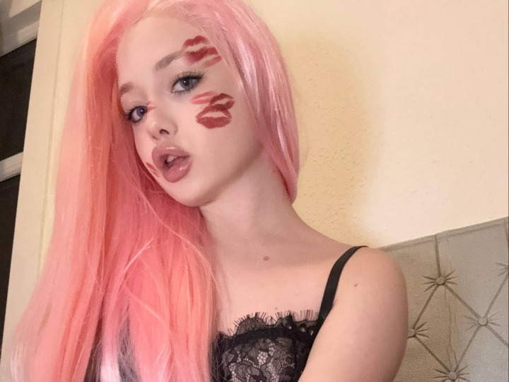 sexting and porn chat model photo Nata 1