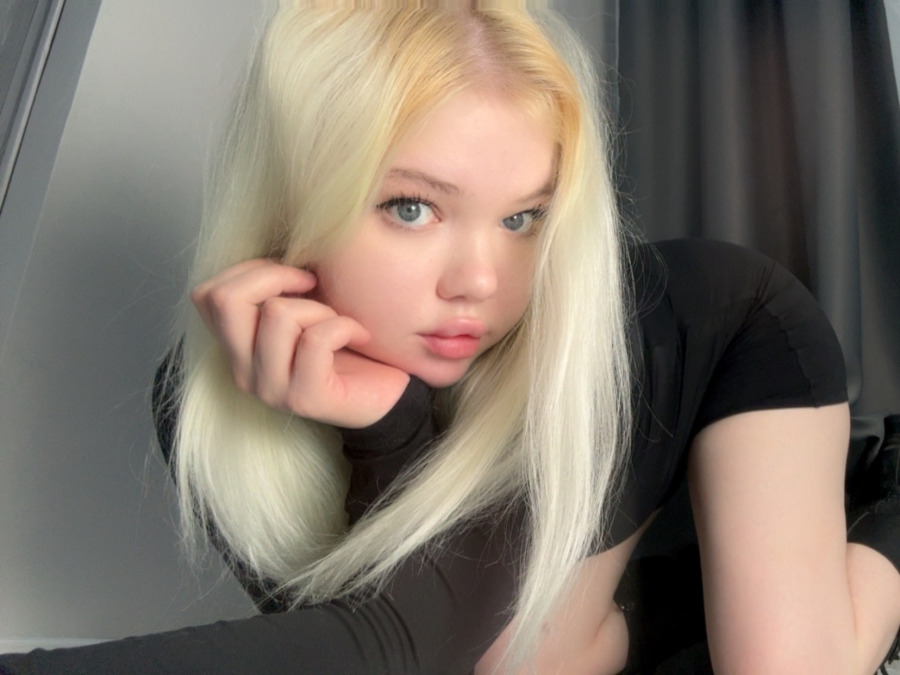 фото модели виртуального секса и порно чата Окси 5