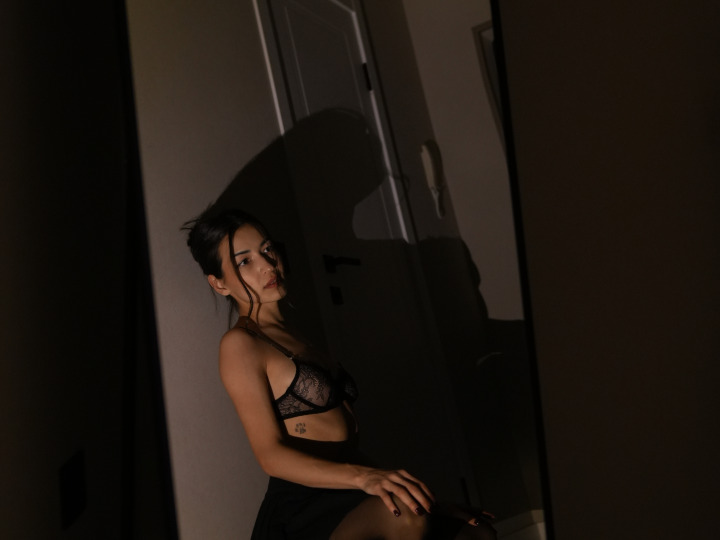 sexting and porn chat model photo Angelina 1